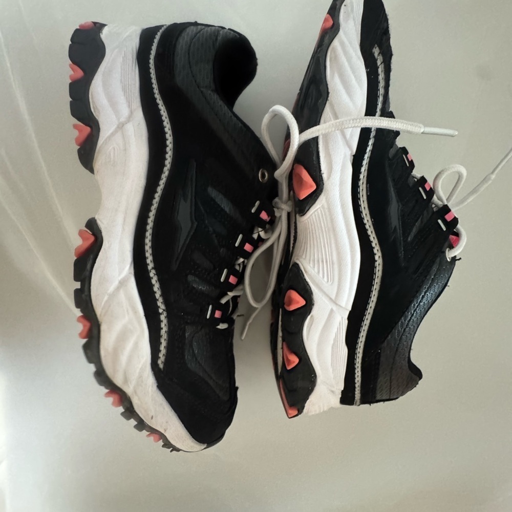 Avis Black and Pink Women's Athletic Shoes US 7.5 - Picture 5 of 10